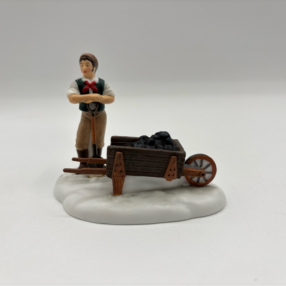 Department 56 2003 The Heritage Village Collection D.V. London‎ Gas Worker 58576